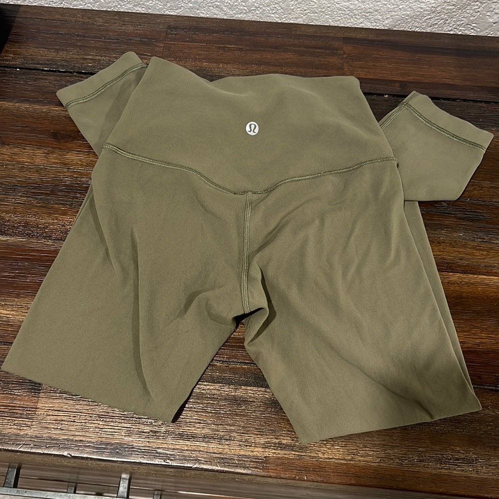 Align Lulumelon Olive green, size 2, 25 inch length pants